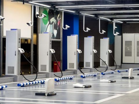 Explorar la Movilidad Eléctrica: Información, Conceptos Básicos y Recursos Clave