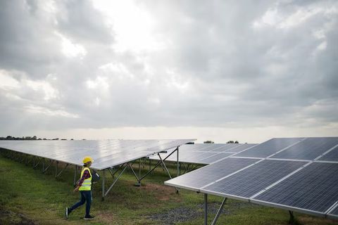 Infraestructura de Plantas Fotovoltaicas: Visión General y Aprendizaje Básico