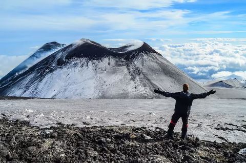 Visitas a Observatorios Volcánicos: Guía Informativa para Explorar la Ciencia del Volcanismo