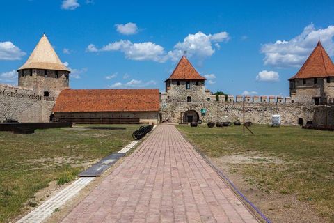 Descubrir Plazas Medievales Polacas: Guía, Perspectivas y Recursos de Turismo Cultural