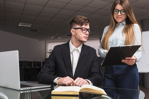 Grados en Administración de Empresas: Una guía completa de carreras y programas