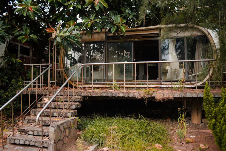 Hoteles en Casas del Árbol: Guía Informativa para Explorar Experiencias Únicas en la Naturaleza
