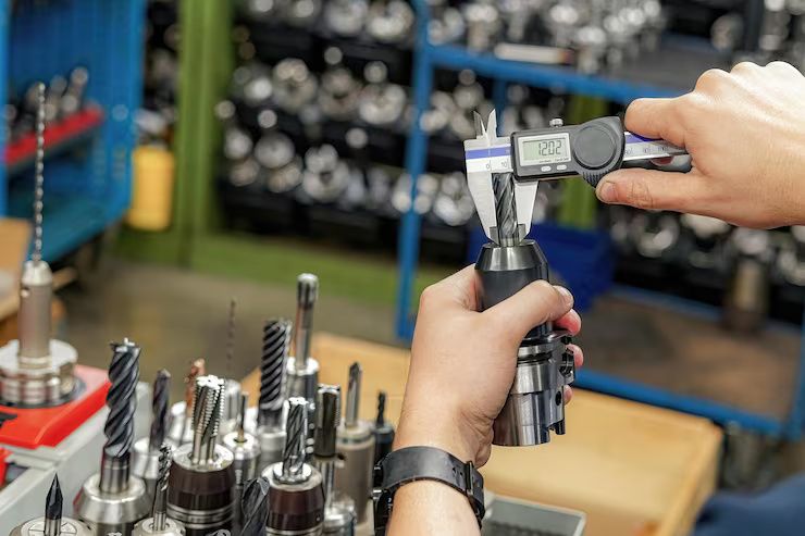 Herramientas Industriales Explicadas: Fundamentos de Ingeniería y Desarrollo Técnico