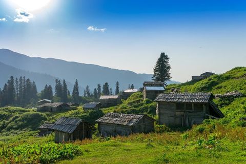 Pueblos Pintorescos en las Colinas: Guía Informativa para Explorar Paisajes Encantadores