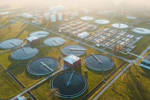 Explorar Infraestructura para el Tratamiento de Agua: Información General y Recursos Técnicos