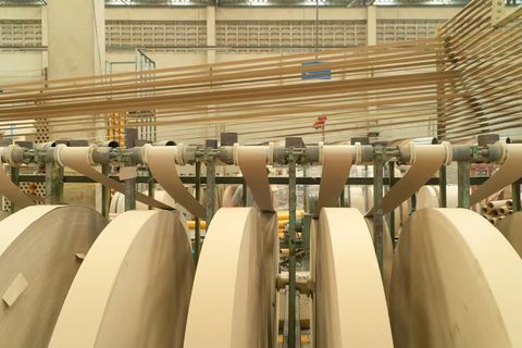 Guía Informativa sobre Máquinas de Bobinado de Tubos de Papel