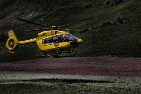 Explorar Vuelos en Helicóptero: Información, Consejos y Experiencias de Viaje