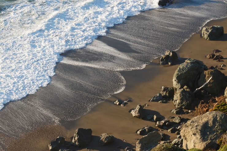 Rutas de Fotografía Oceánica y Costera: Guía Informativa para Explorar, Aprender y Capturar Paisajes Naturales